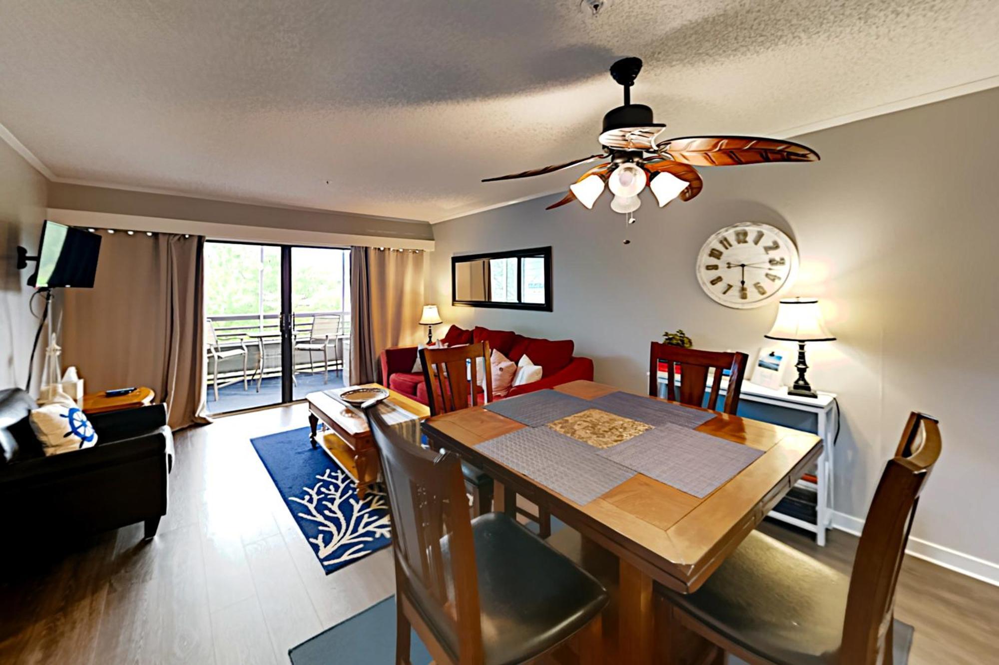 Lodge By The Sea & Fox Lodge Myrtle Beach Room photo
